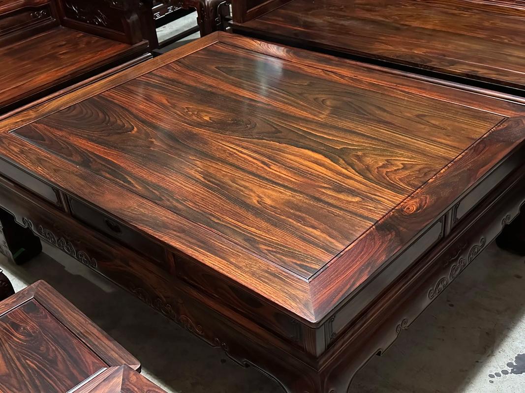 印尼黑酸枝闊葉黃檀 盛世祥和沙發(fā)，演繹國標(biāo)紅木的東方氣韻