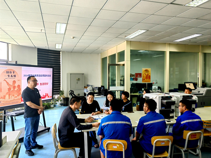 數字印刷產品制作與輸出 數媒與印刷工程學院實踐展示活動點亮職業教育周